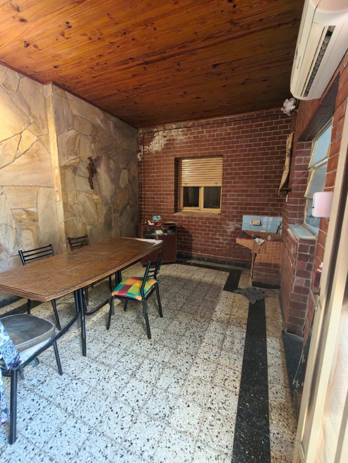 Casa 2 cuadras de general paz