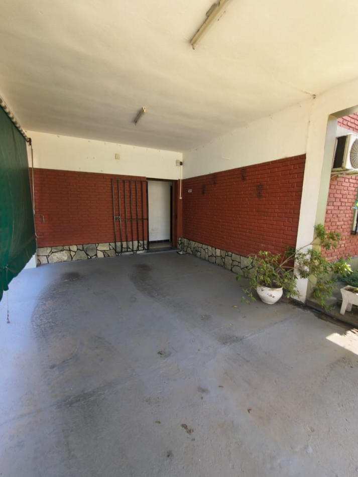 Casa 2 cuadras de general paz