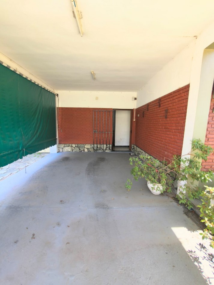 Casa 2 cuadras de general paz