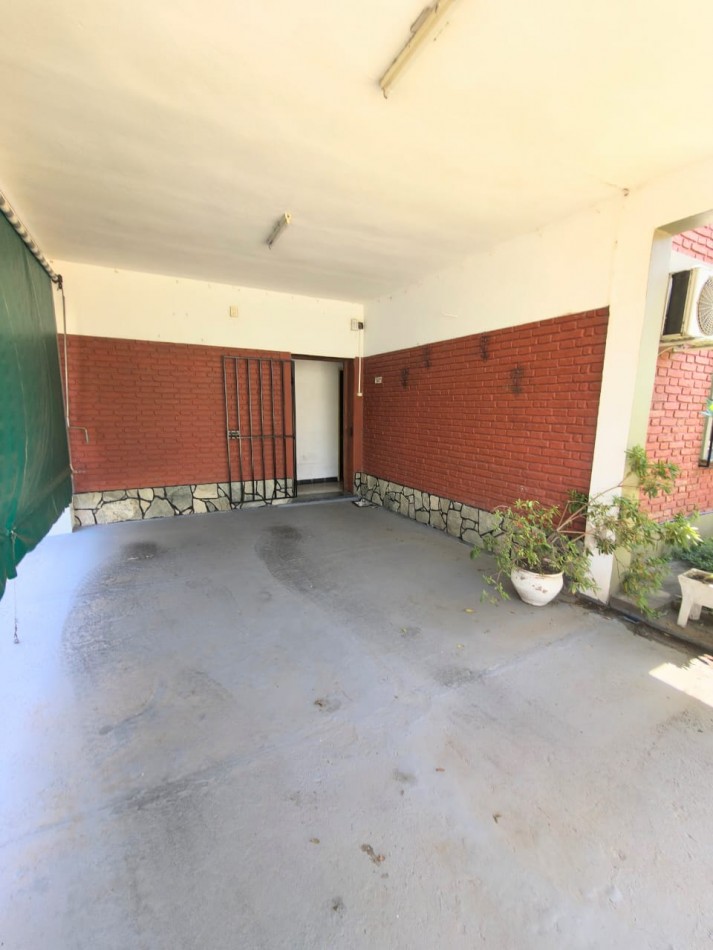 Casa 2 cuadras de general paz