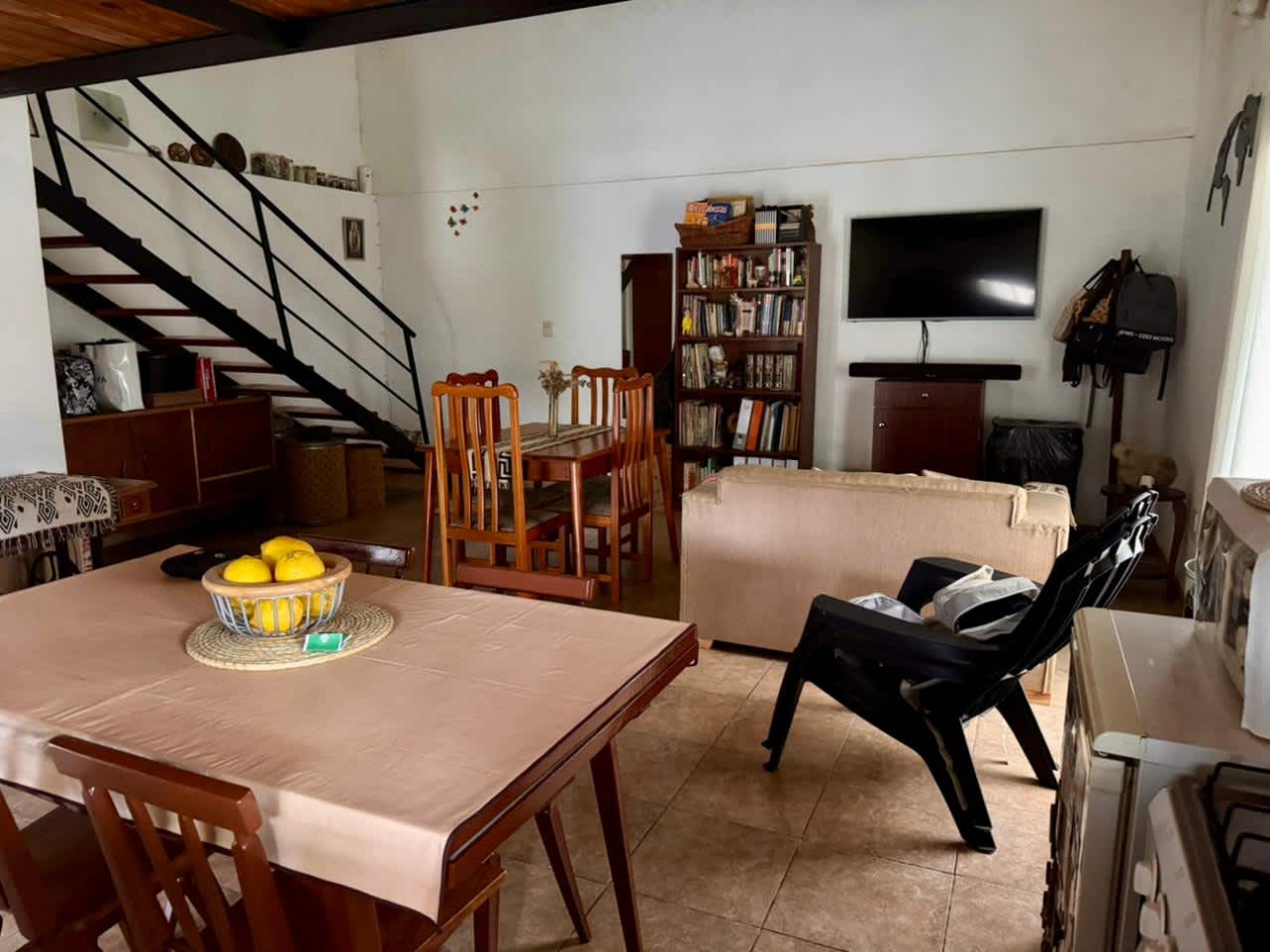 Casa mas local sobre la ruta