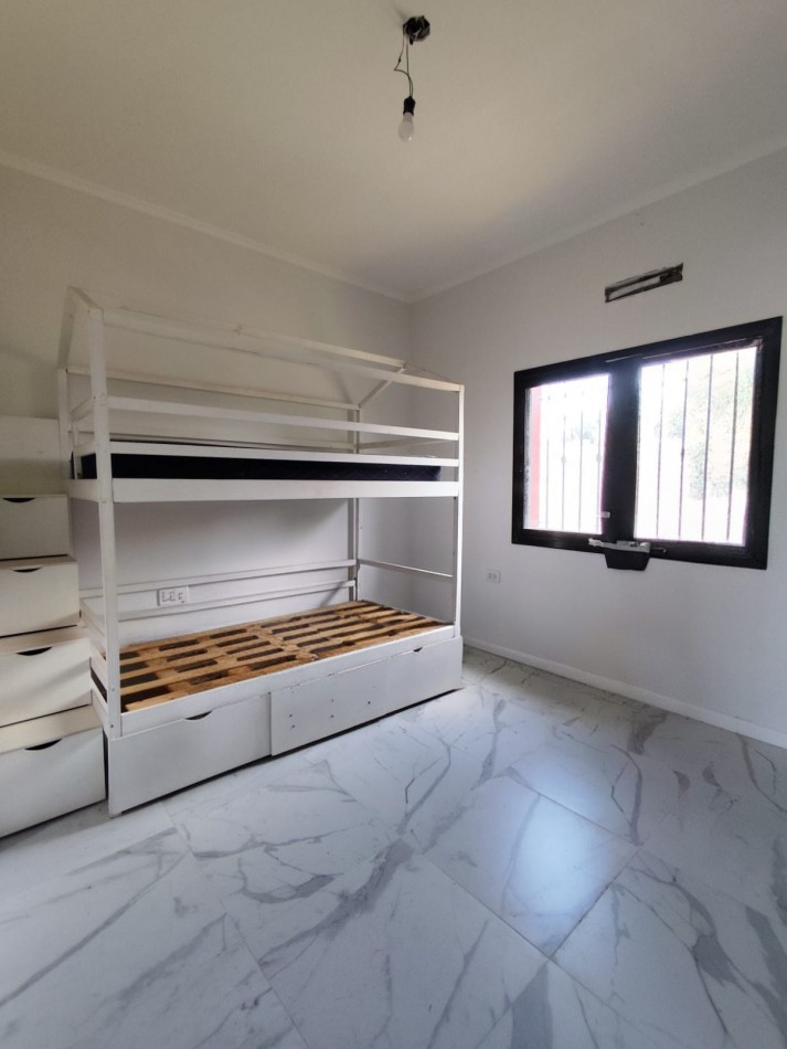 CASA QUINTA a ESTRENAR en  COLASTINE NORTE