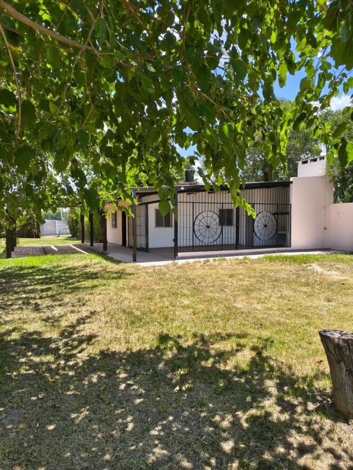 CASA QUINTA FRENTE AL RIO 