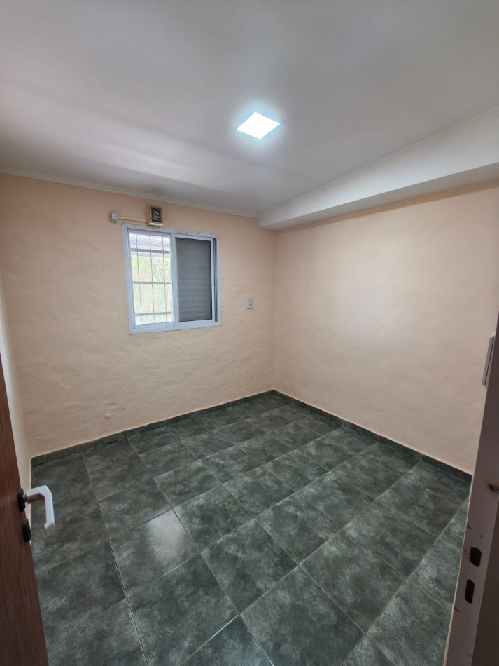 CASA QUINTA FRENTE AL RIO 