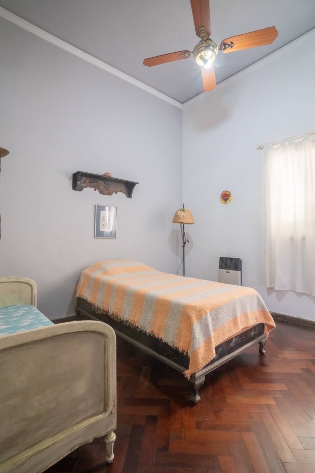 Casa de estilo en barrio sur