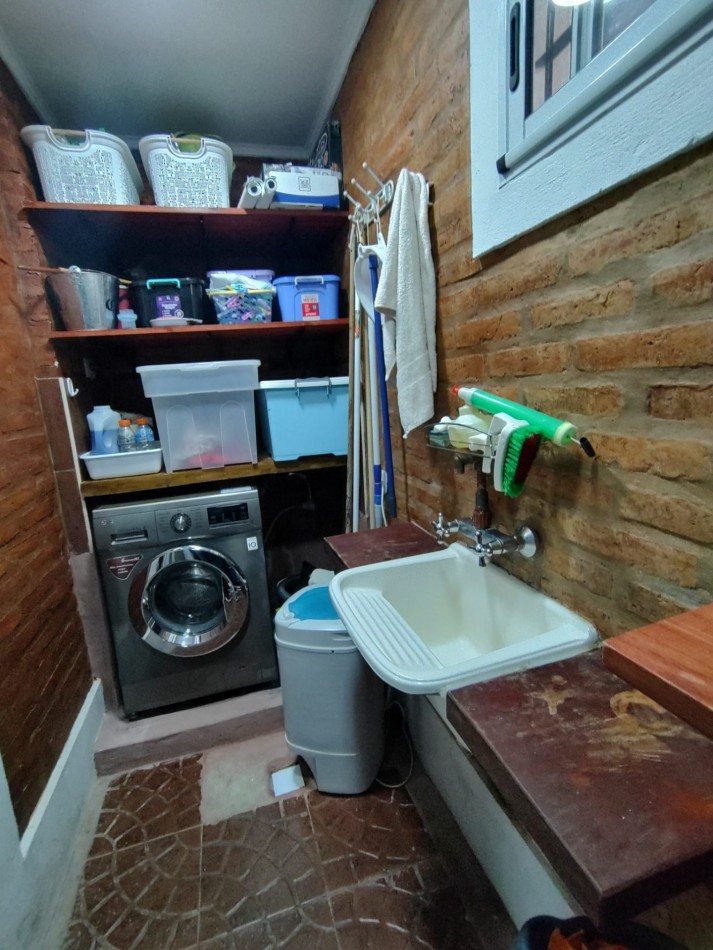 Se vende casa en sauce viejo