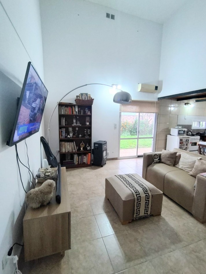 Casa sobre la ruta
