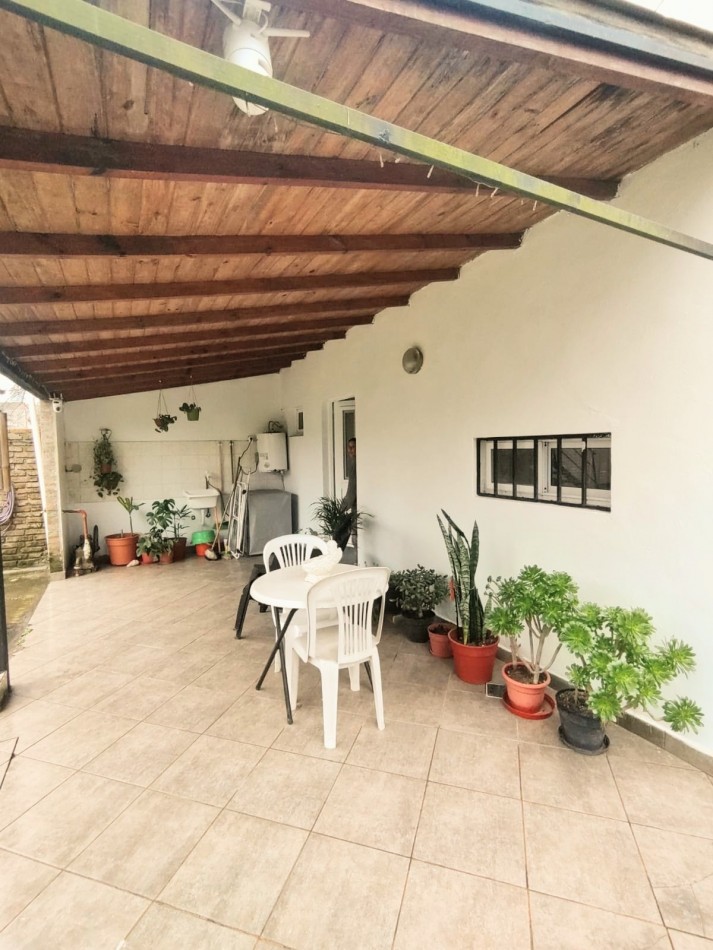 Casa sobre la ruta
