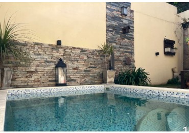 CASA IMPECABLE EN CANDIOTI A PASOS DE BV