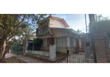 Casa a refaccionar en 7 jefes