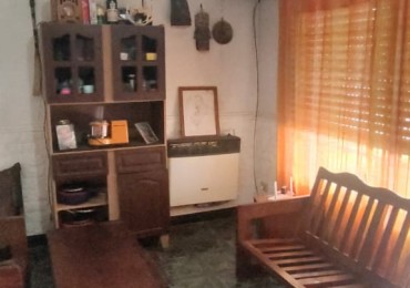 CASA 4 DORMITORIOS EN GUADALUPE OESTE