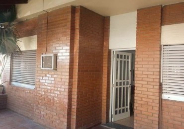 Casa + departamento en Barrio Roma
